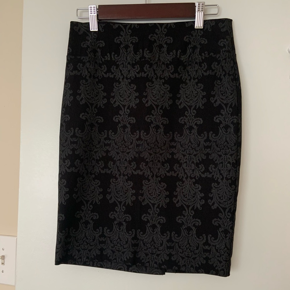 Designed Sparkly Pencil Skirt